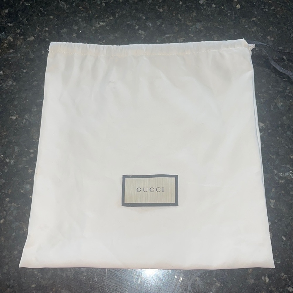 Gucci dust bag